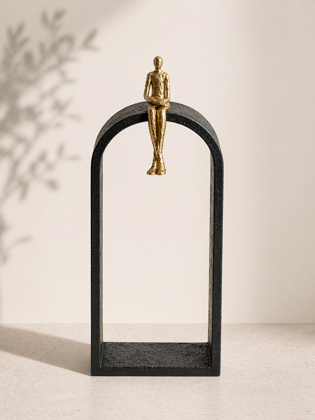 Escultura Hombre en el Arco 18x11x44 cm