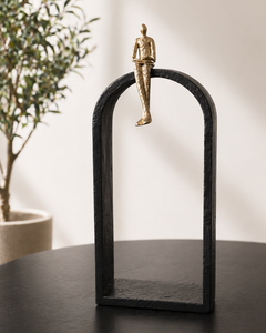 Escultura Hombre en el Arco 18x11x44 cm