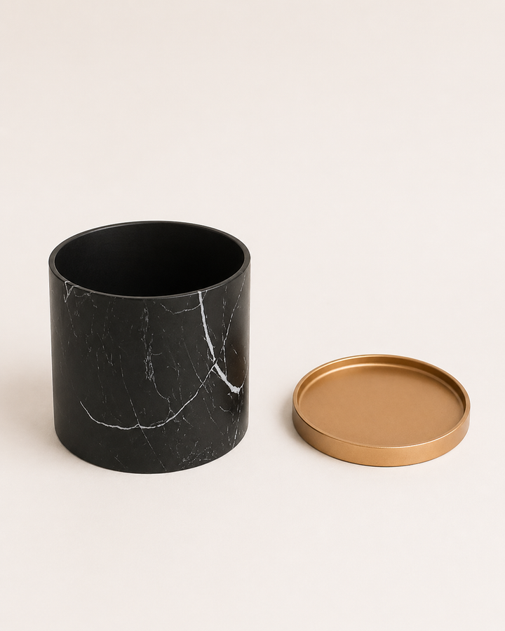 Nórdico Negro M (Macetero de Ceramica)