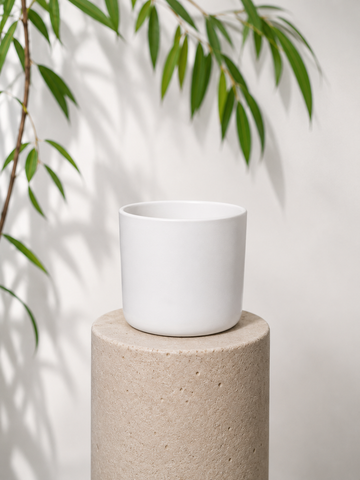 Danés L Blanco (Porta Macetero de Ceramica)