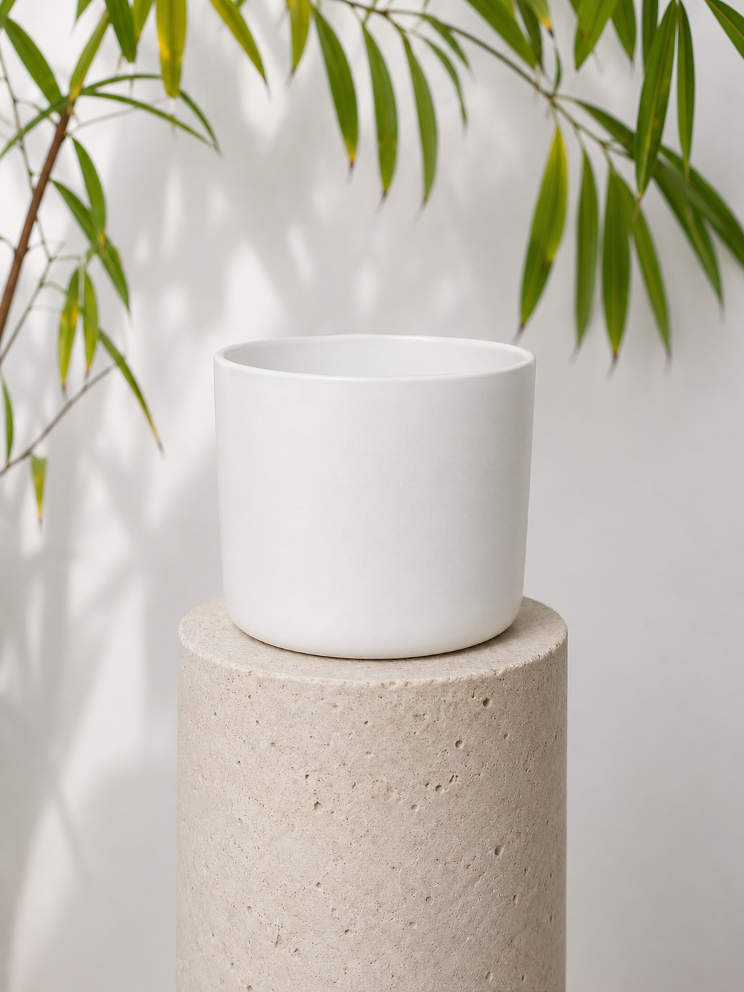 Danés M Blanco (Porta Macetero de Ceramica)