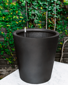 Estambul Negro XL (Macetero Autorregante)