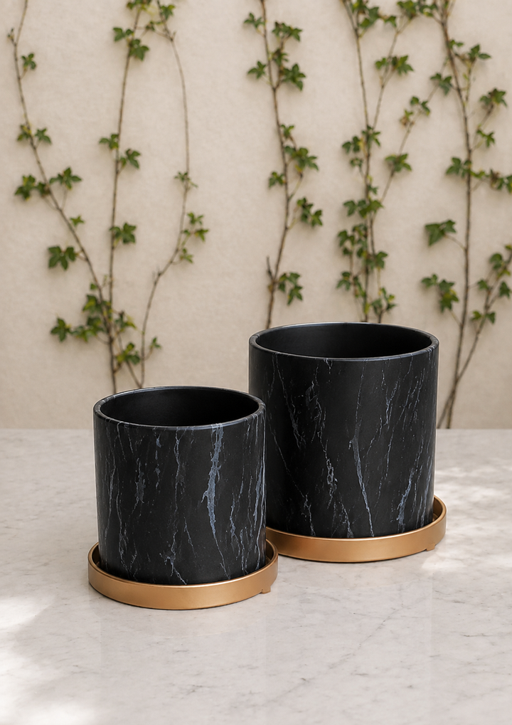 Nórdico Negro S (Macetero de Ceramica)