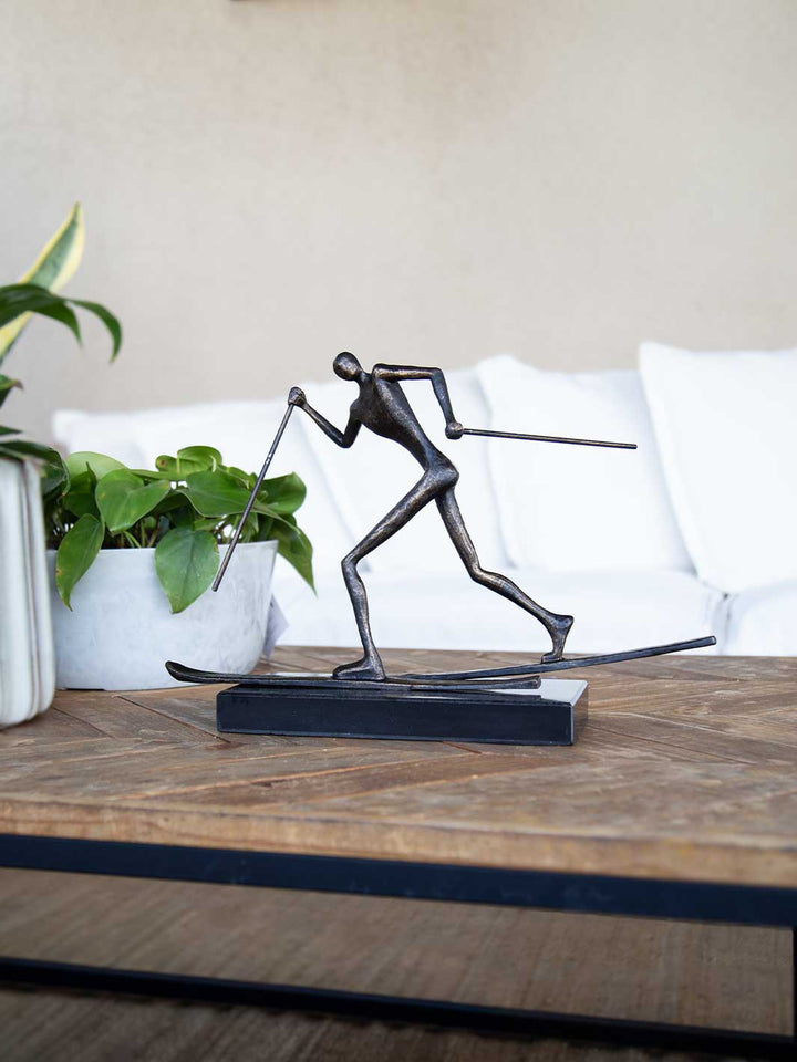Escultura Hombre Esquiando 40x11x28 cm