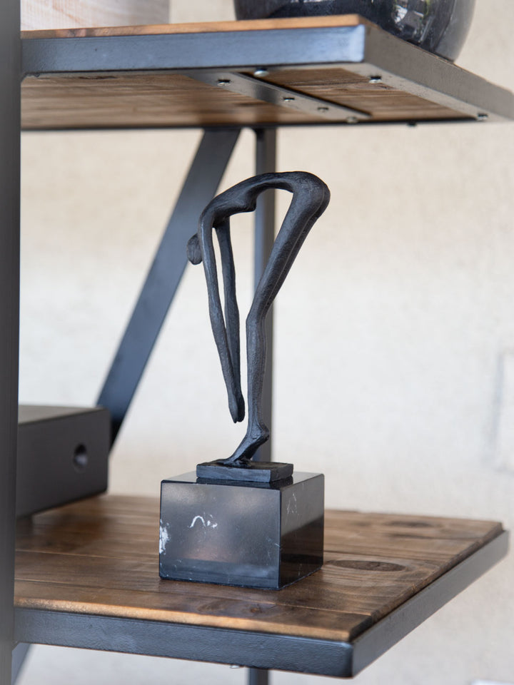 Escultura Mujer Enraizada 9x8x25 cm