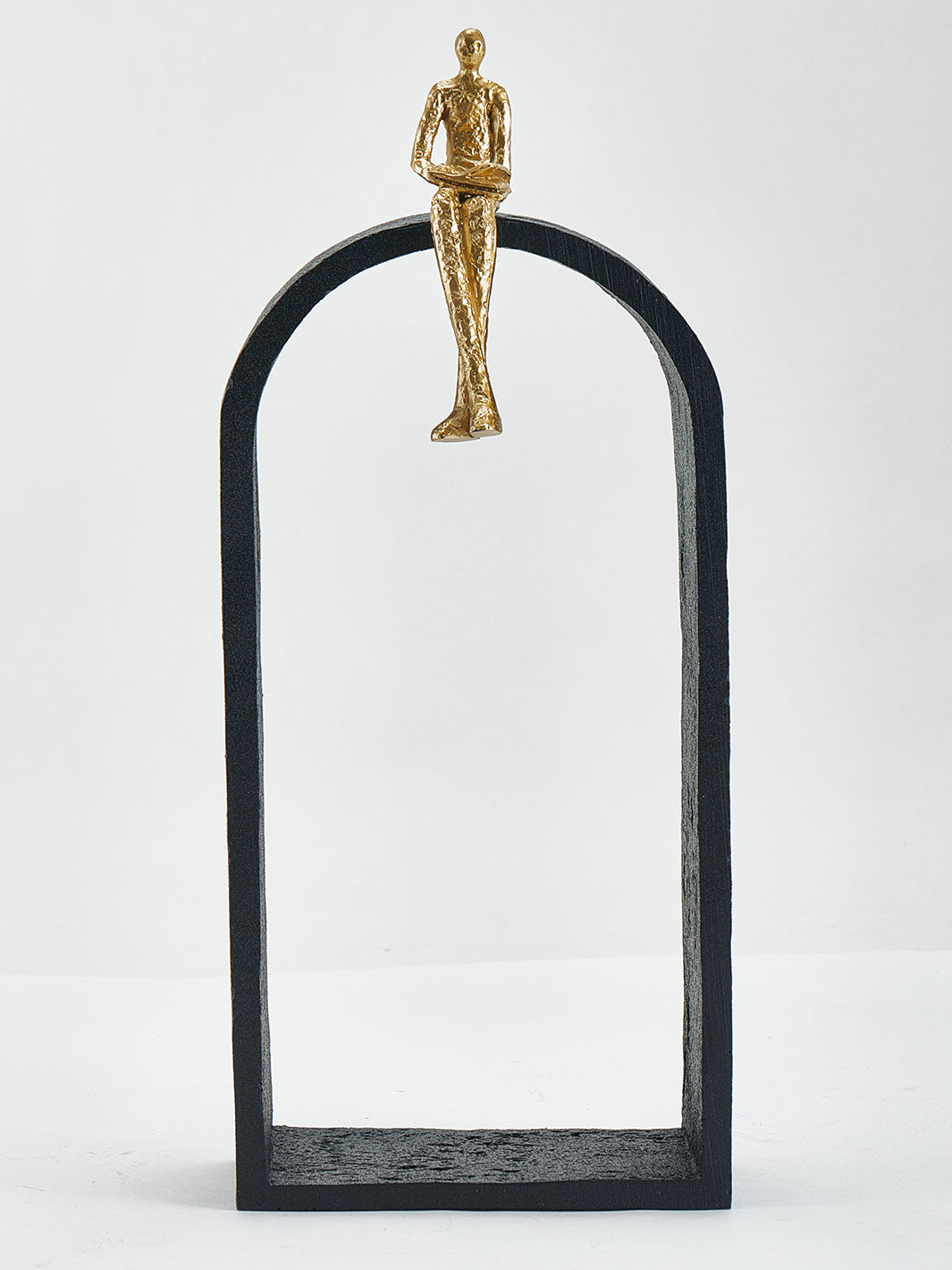 Escultura Hombre en el Arco 18x11x44 cm