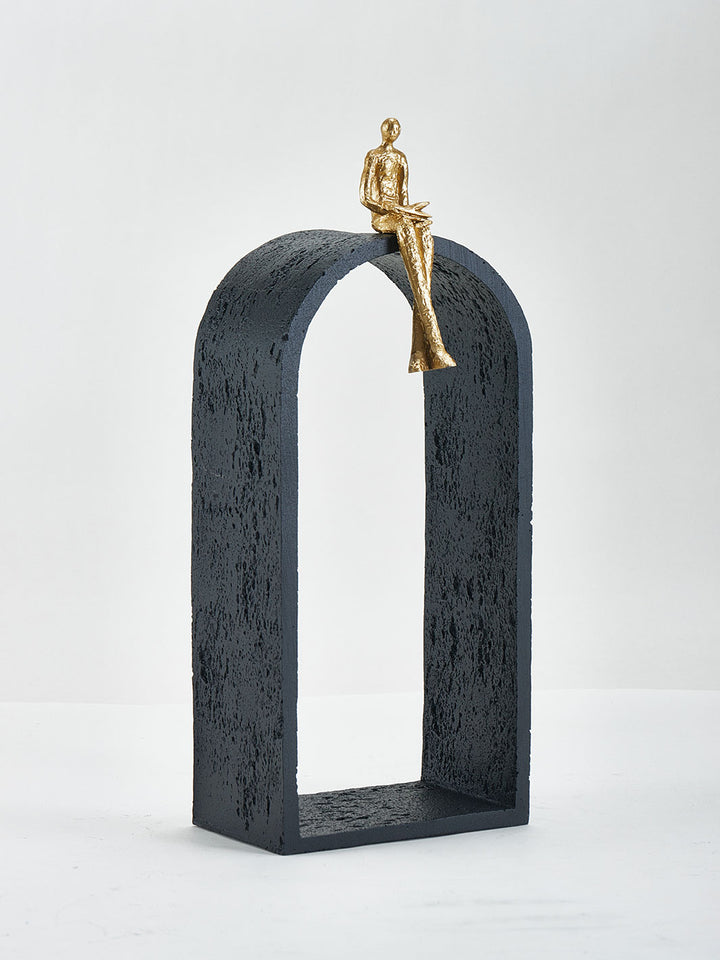 Escultura Hombre en el Arco 18x11x44 cm