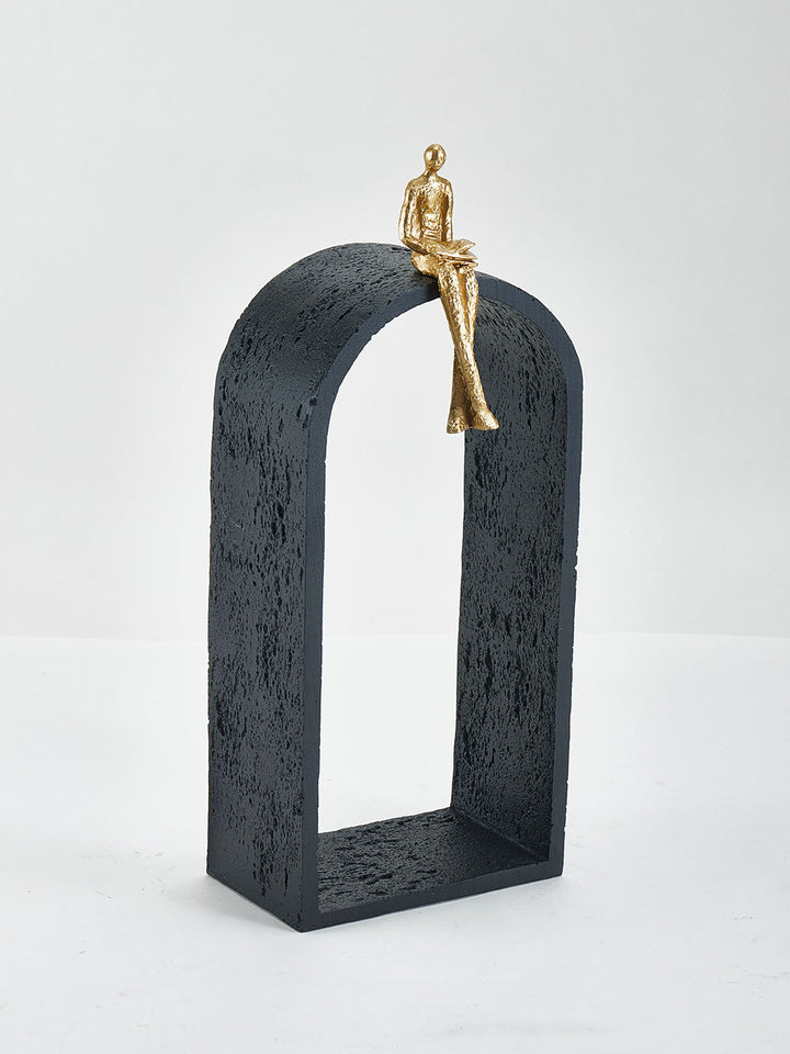 Escultura Hombre en el Arco 18x11x44 cm