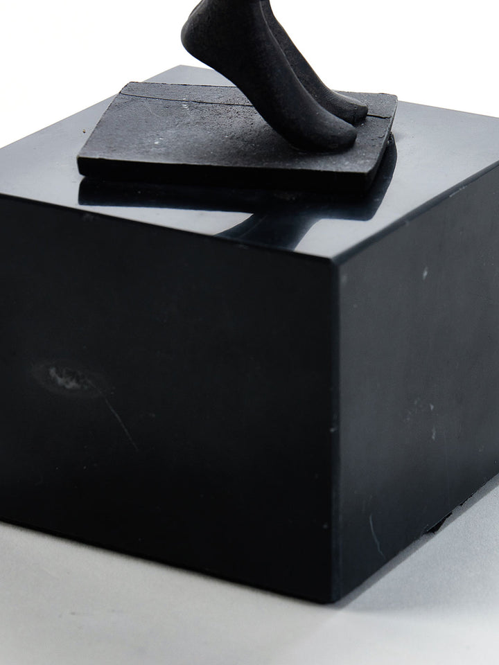 Escultura Hombre Enraizado 9x8x25 cm