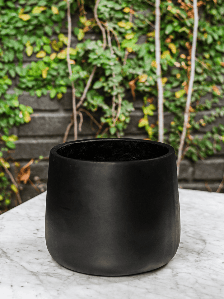 Marruecos 42x35 Negro (Macetero fiberclay) Plant  Me